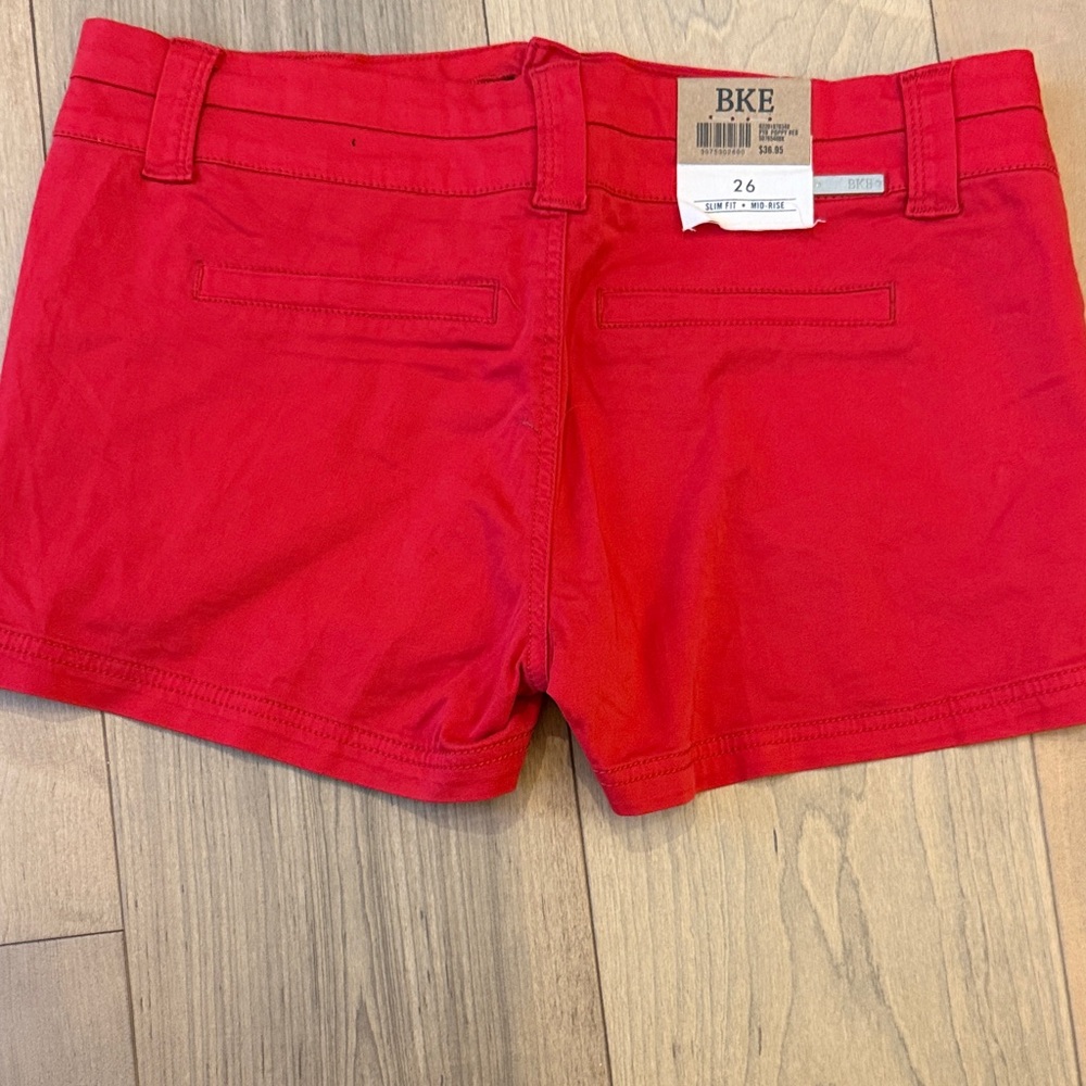 BKE Women's Vibrant Red Bermudas